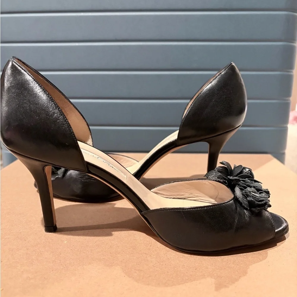 Oscar de la Renta chic black